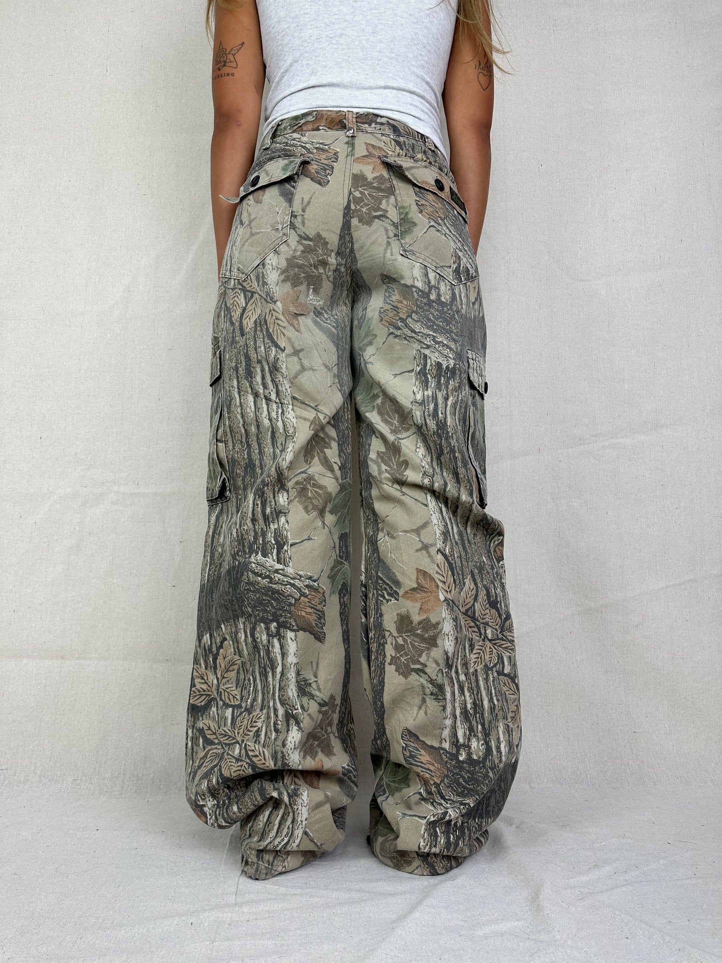 90's Realtree Camo USA Made Vintage Cargo Pants Size 30x34