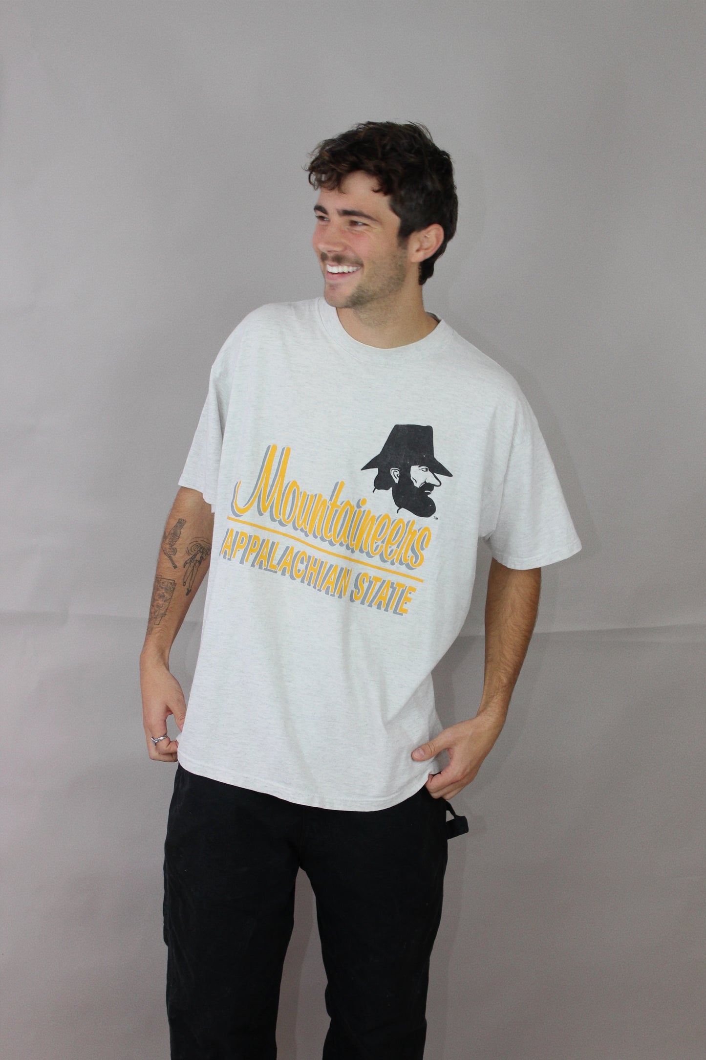 90's Appalachian State Mountaineers Vintage T-Shirt Size XL