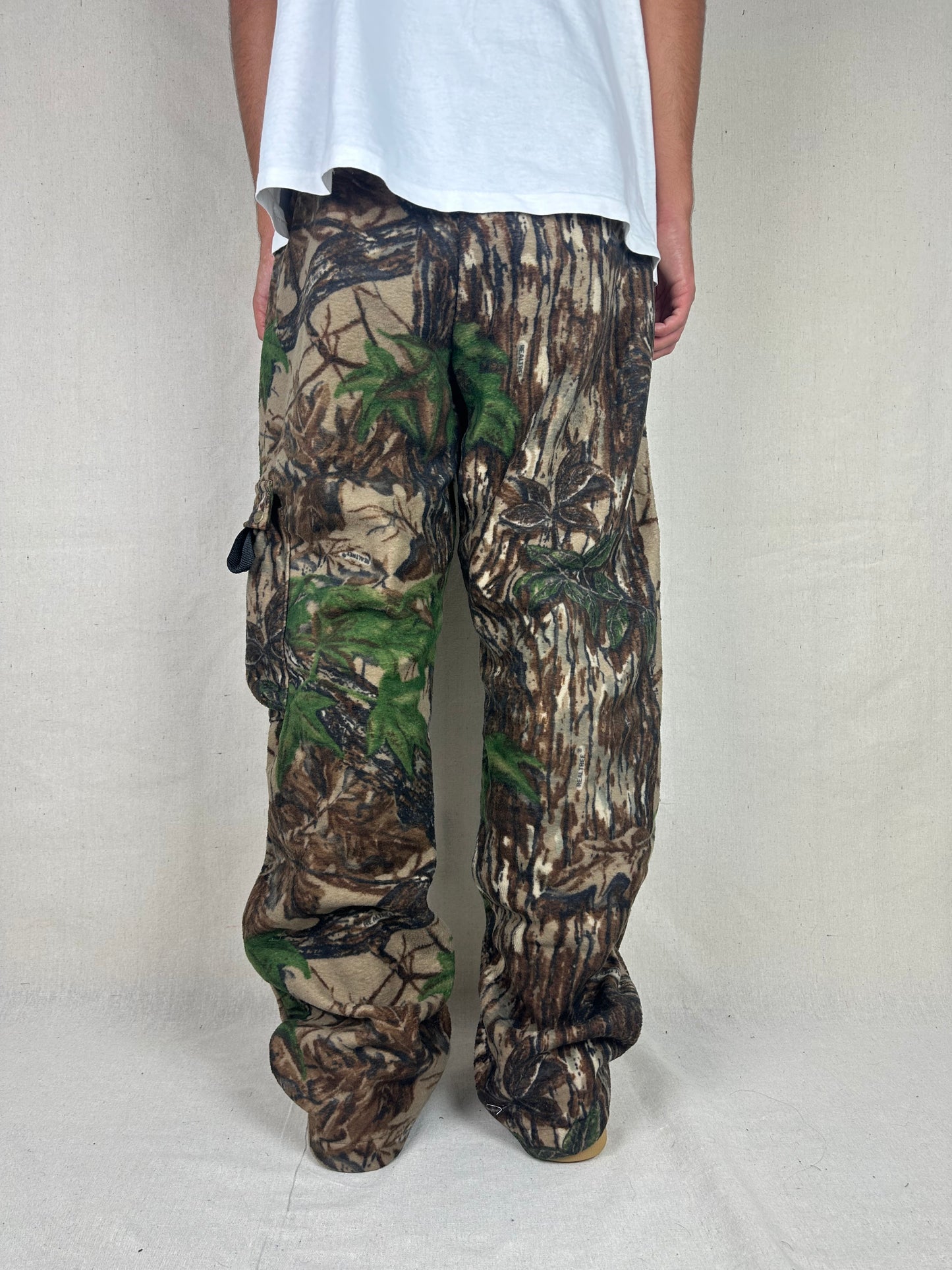 90's Cabela's Realtree Camo USA Made Vintage Fleece Pants Size 38x35