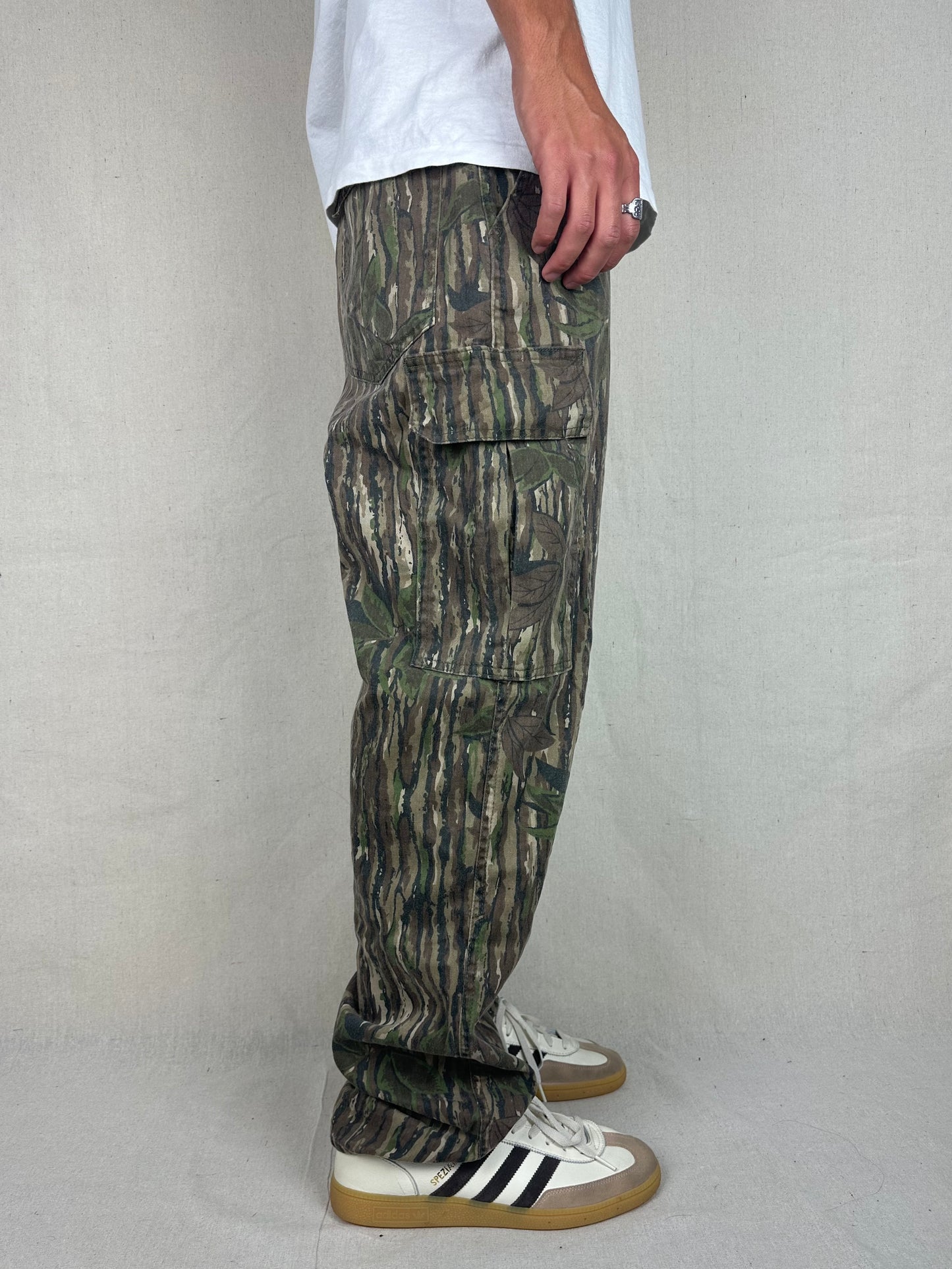 90's Realtree Camo USA Made Vintage Cargo Pants Size 33x34