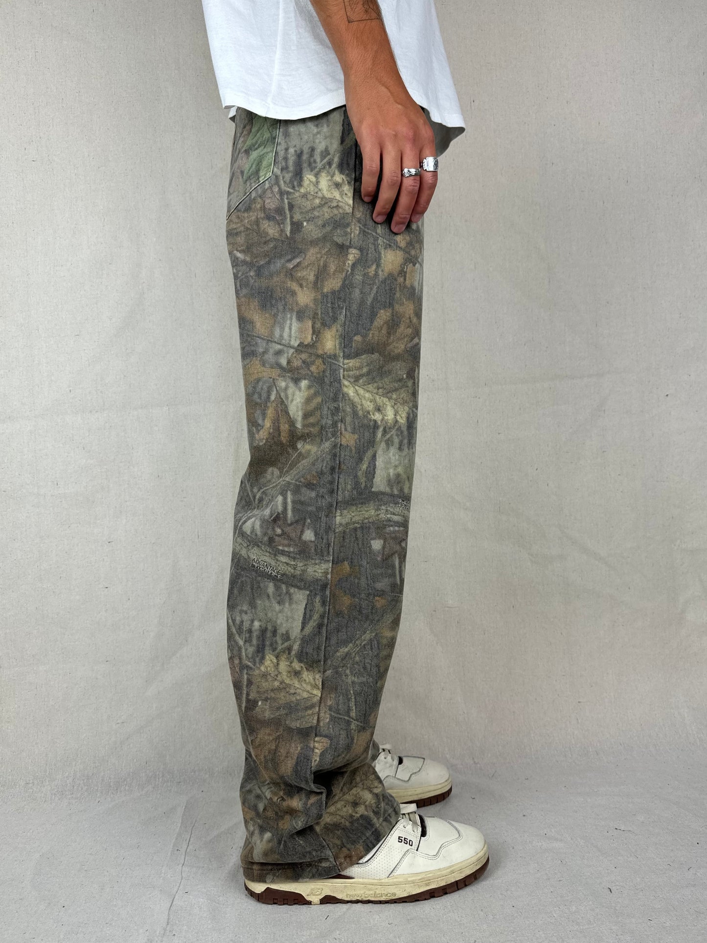 90's Walls Outdoors Realtree Camo Vintage Denim Jeans Size 32x32