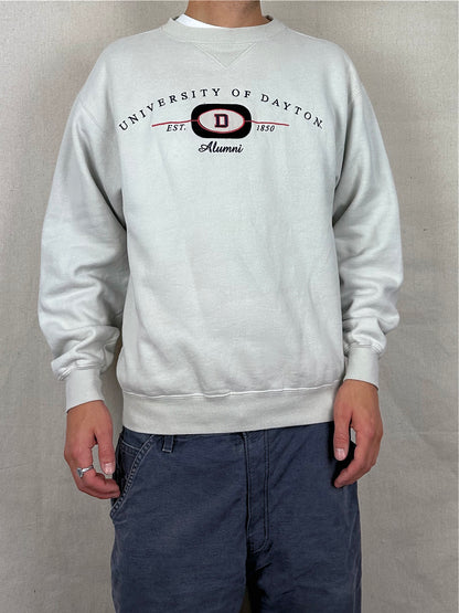 90's Dayton University Embroidered Vintage Sweatshirt Size M