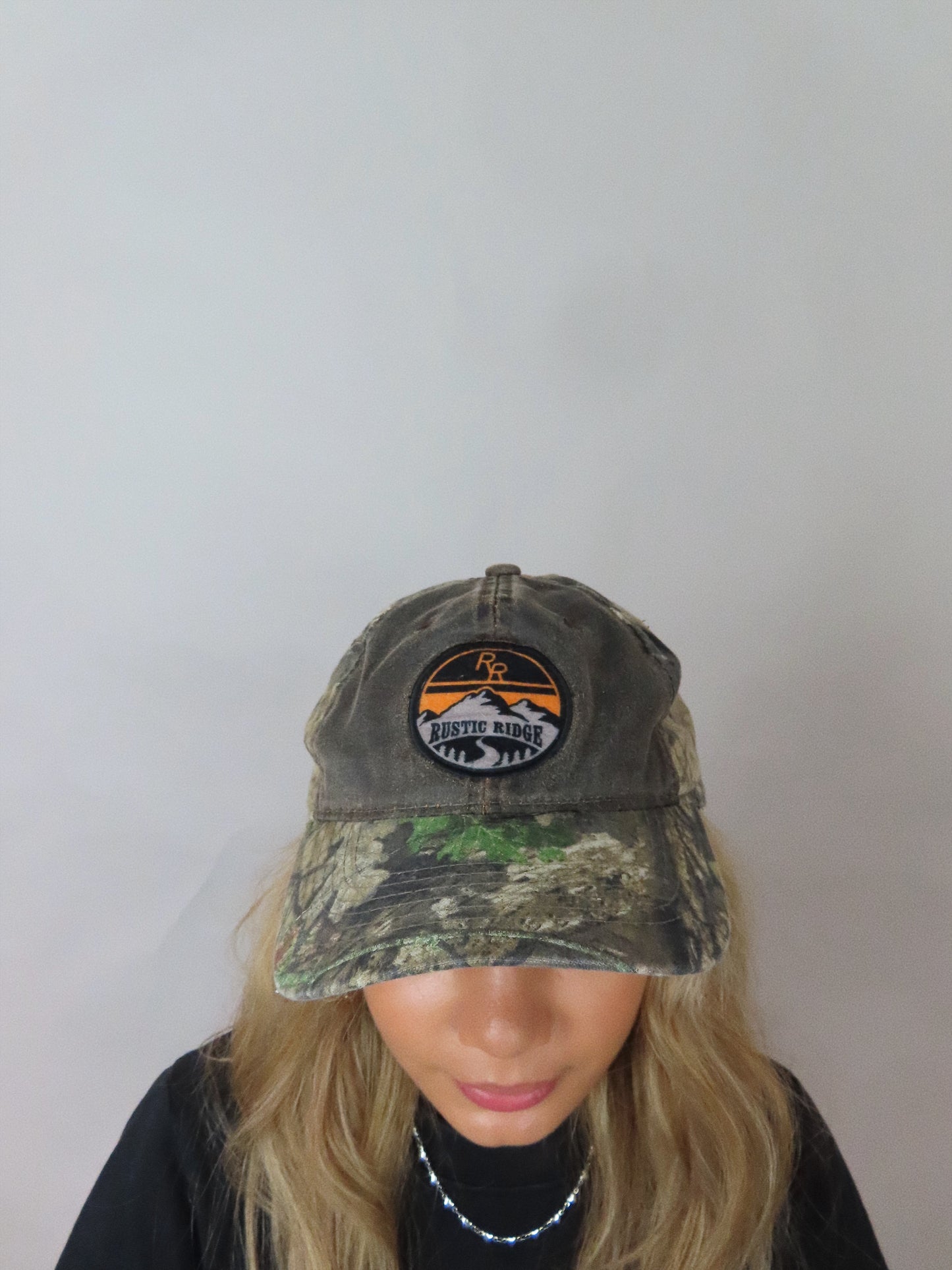 90's Realtree Embroidered Vintage Cap