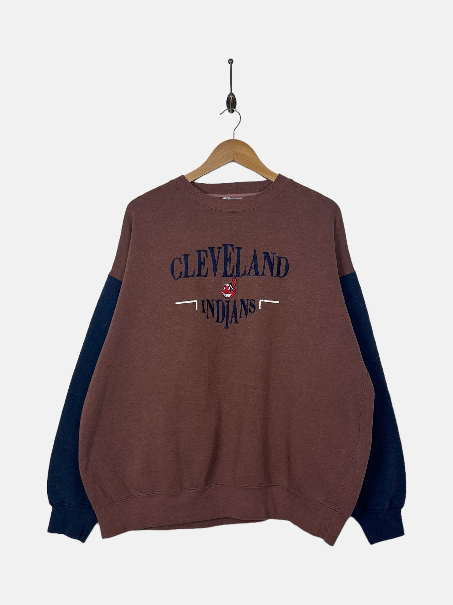 90's Cleveland Indians MLB Embroidered Vintage Sweatshirt Size L-XL